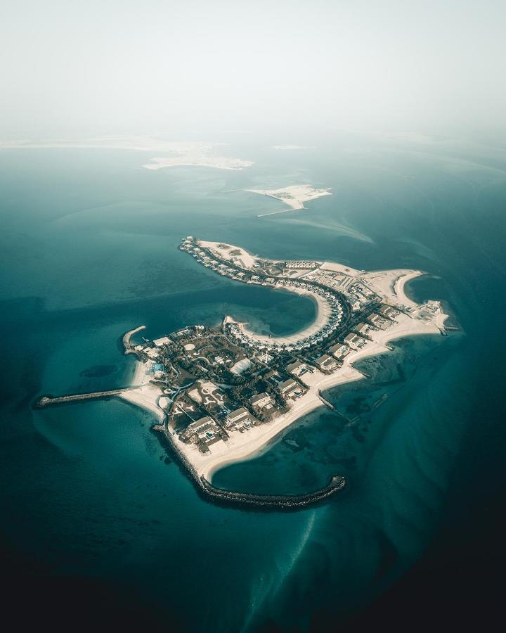 Nurai Island, Saadiyat Abu Dhabi Exterior foto Aerial view of the island